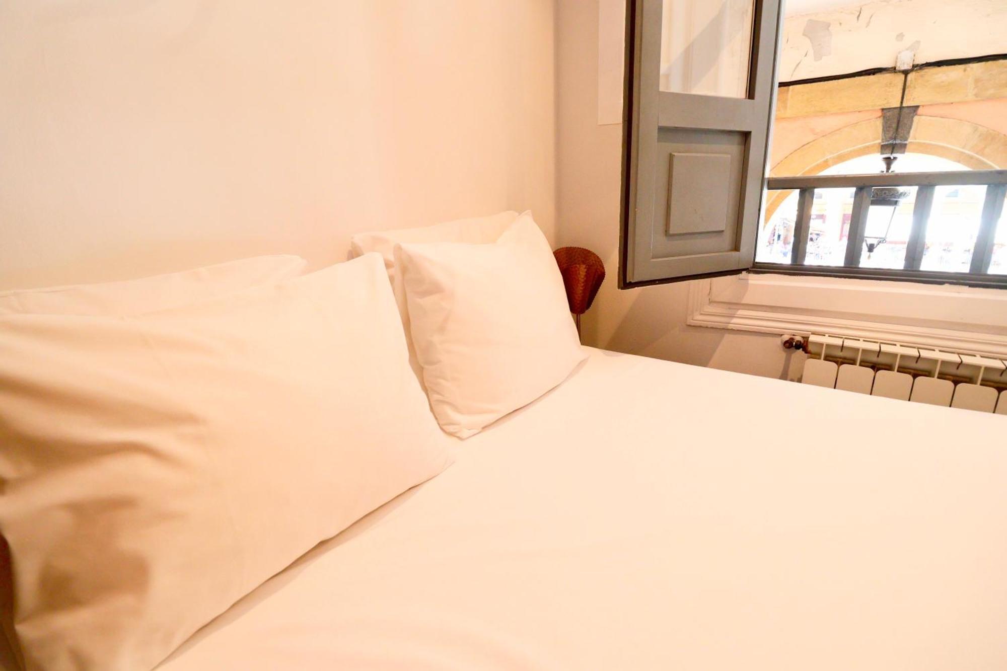 Apartament Plaza Consti, Heart Of The Old Town San Sebastián Zewnętrze zdjęcie