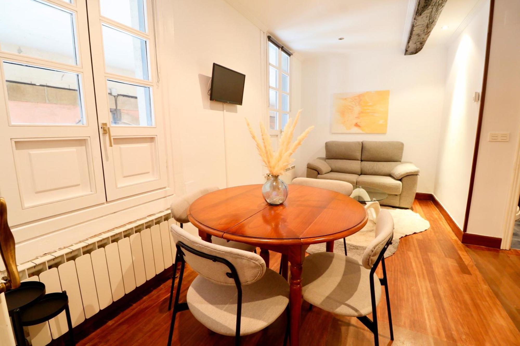 Apartament Plaza Consti, Heart Of The Old Town San Sebastián Zewnętrze zdjęcie