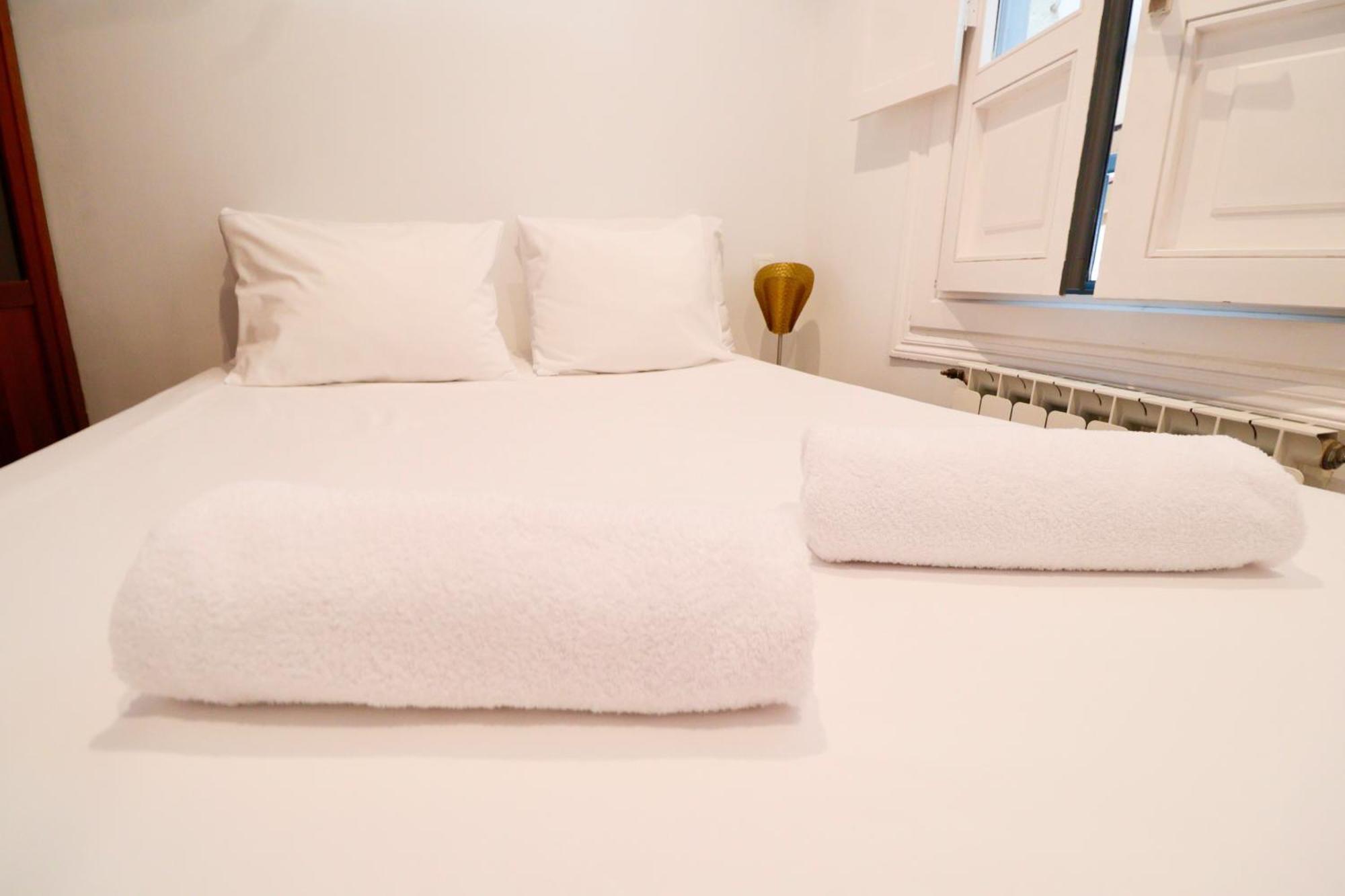 Apartament Plaza Consti, Heart Of The Old Town San Sebastián Zewnętrze zdjęcie